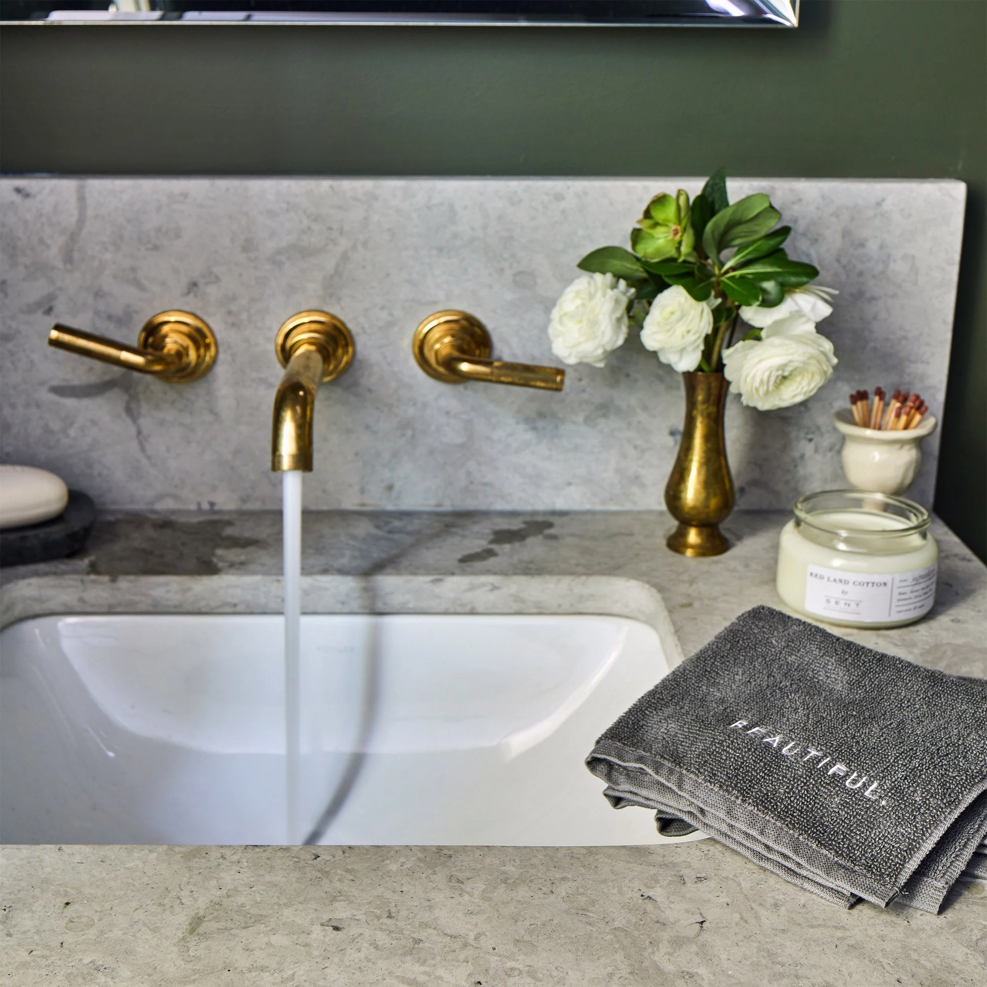 Beauty Towel Set - Image 3